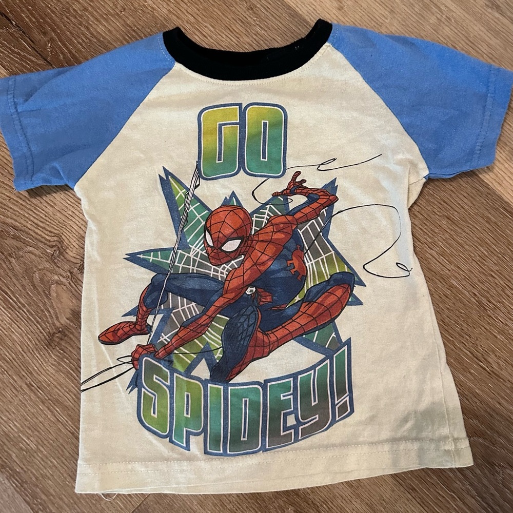 Marvel “Go Spidey” Boys Short Sleeve T-Shirt//Size 5